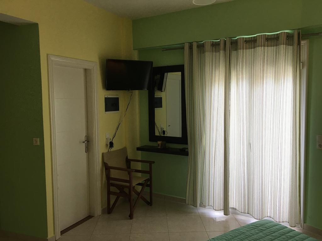 Schoinaria Bay Apartment Damnoni
