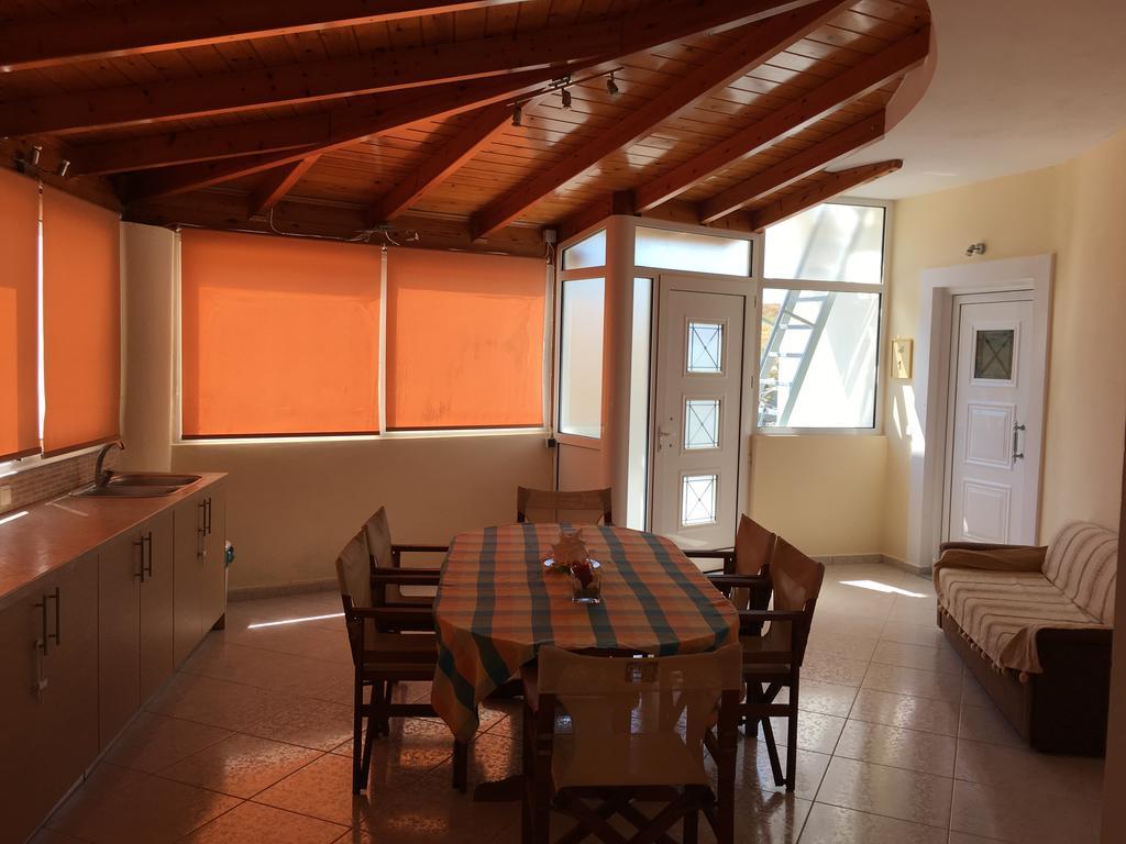 Schoinaria Bay Apartment *