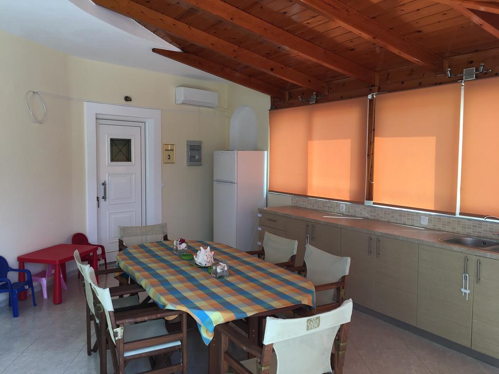 Schoinaria Bay Apartment